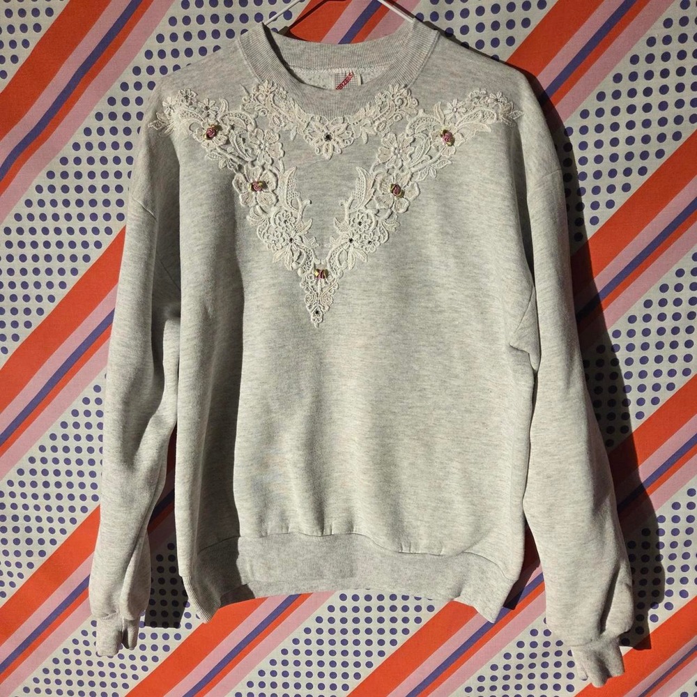 Vintage 80s Jerzees Grey Sweatshirt Lace Pearl Embroidered Roses Large